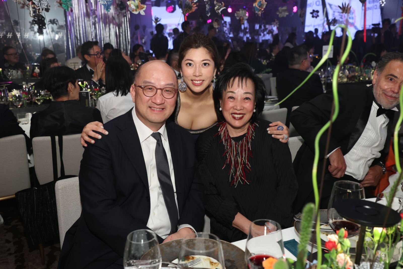 19121031-raymond-tam-amanda-cheung-rosanna-wong_cover_1600x1067