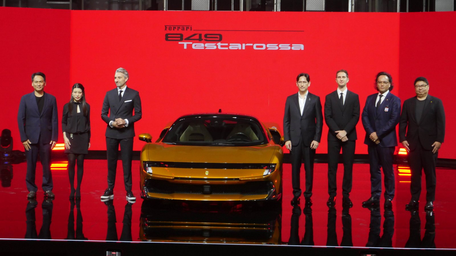 Ferrari-849-Testarossa-Launch-Covers-1