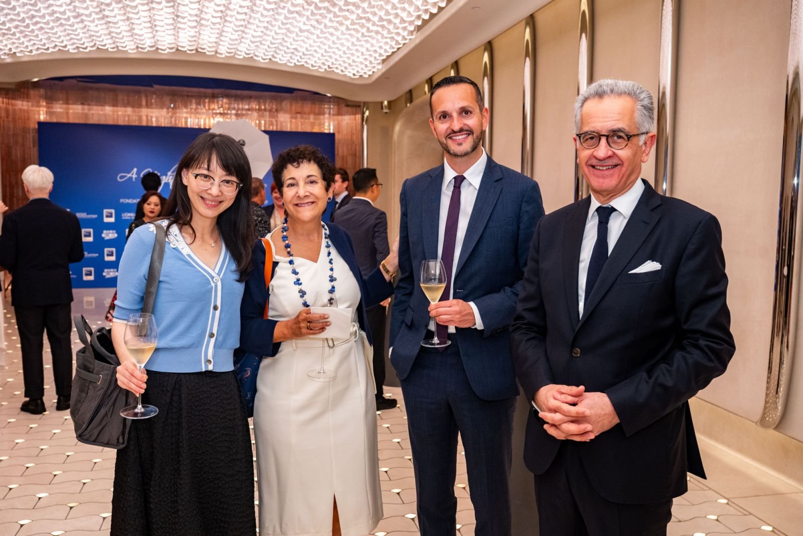 12180526-angel-ruth-inalco_cover_1600x1067