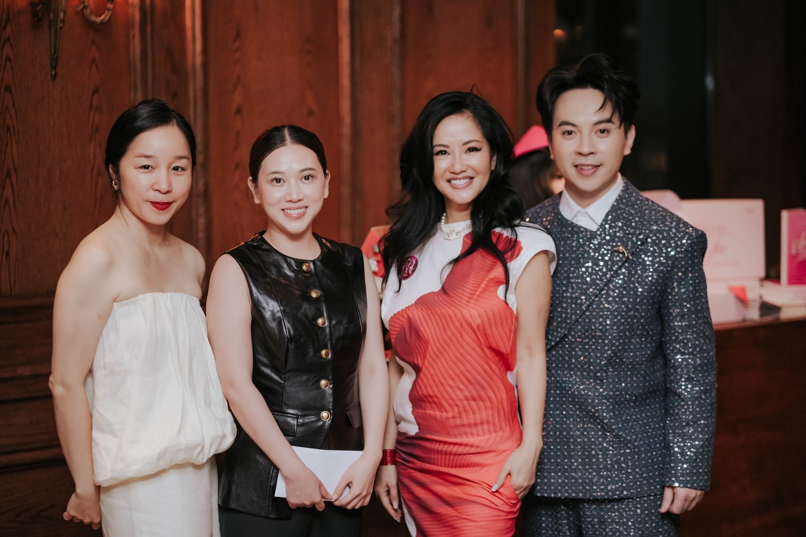 561656042_1241418658015750_1566485137270511490_n