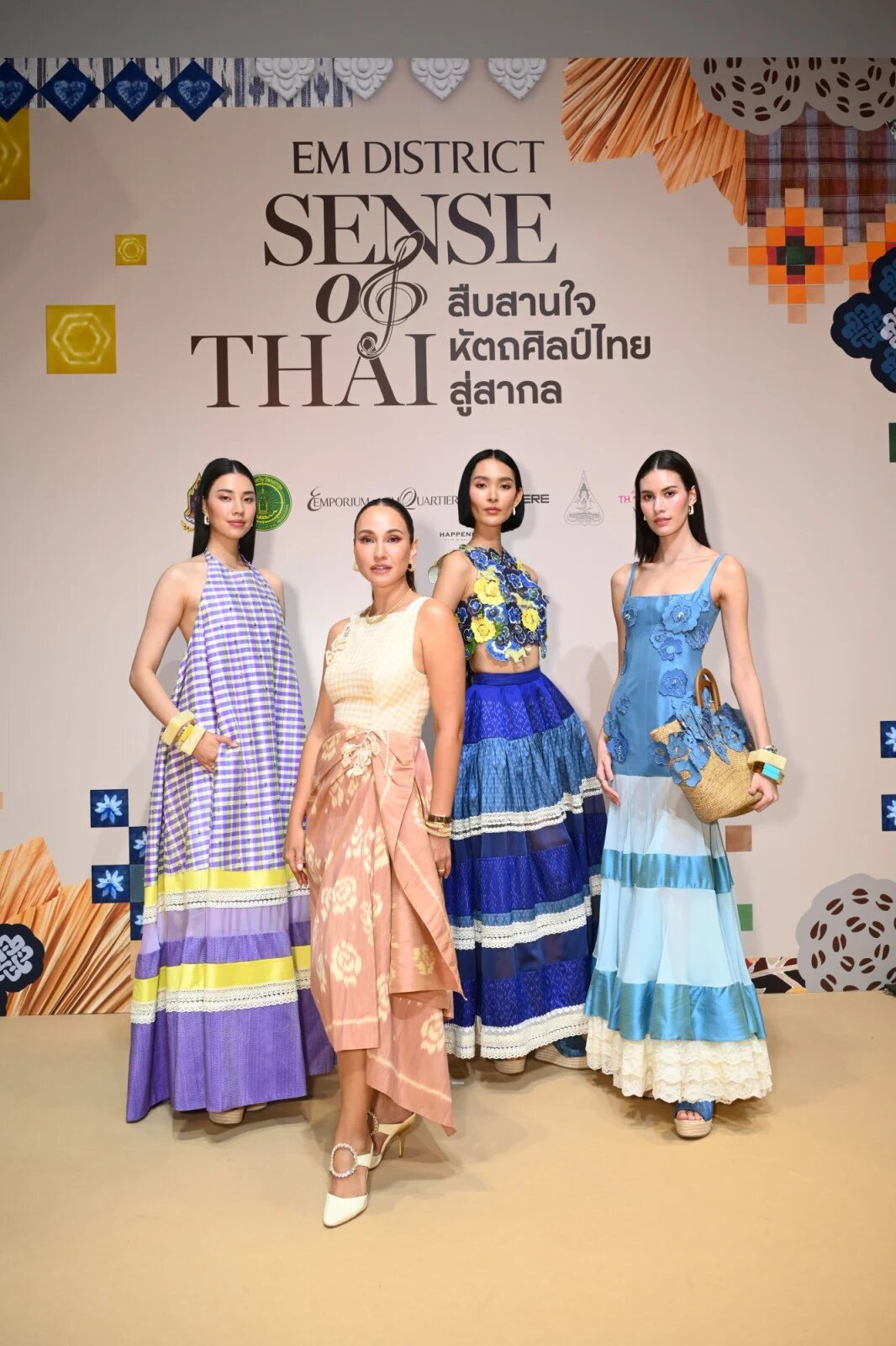 02120121-036_cover_1066x1600