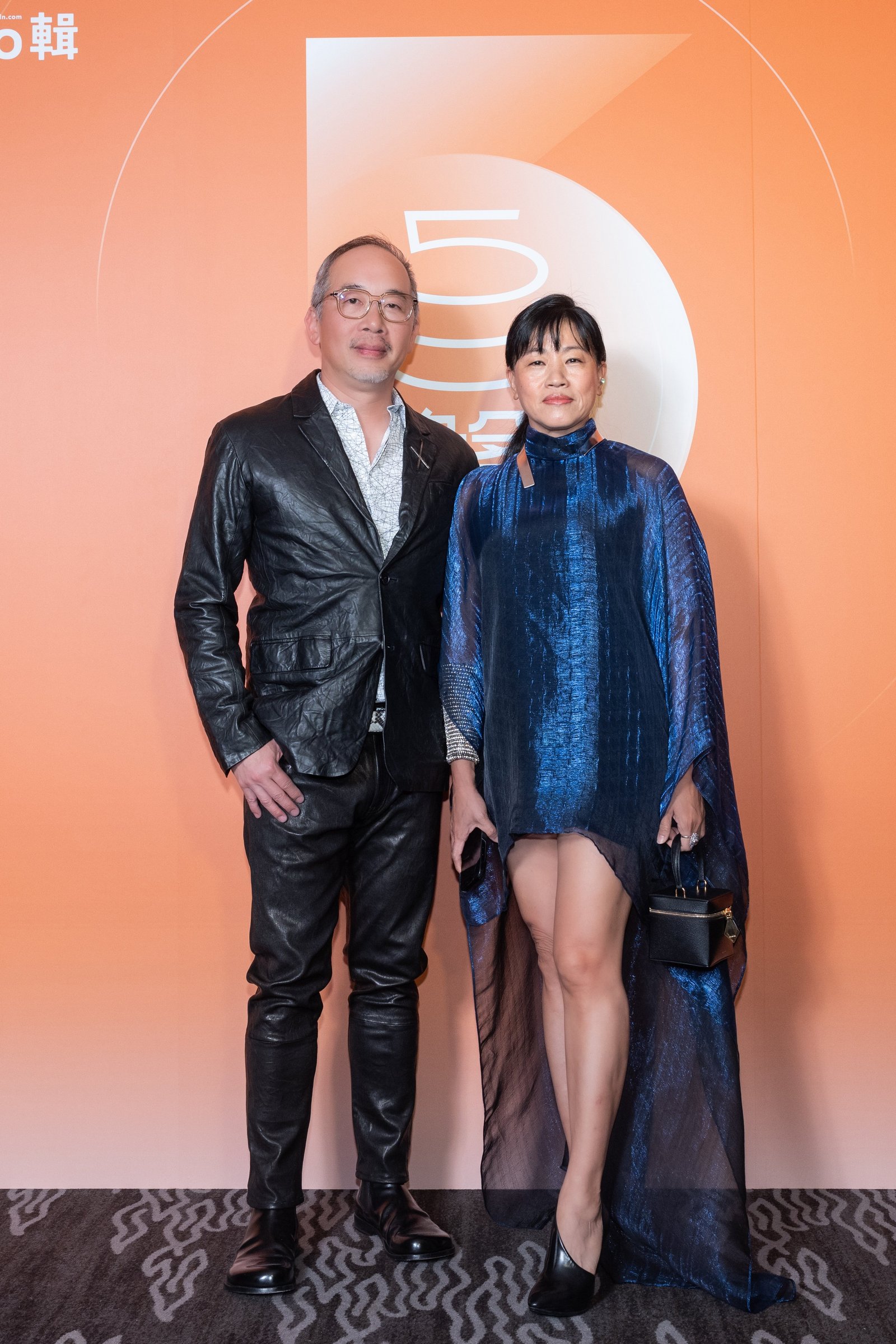 175873339731410_P33209663