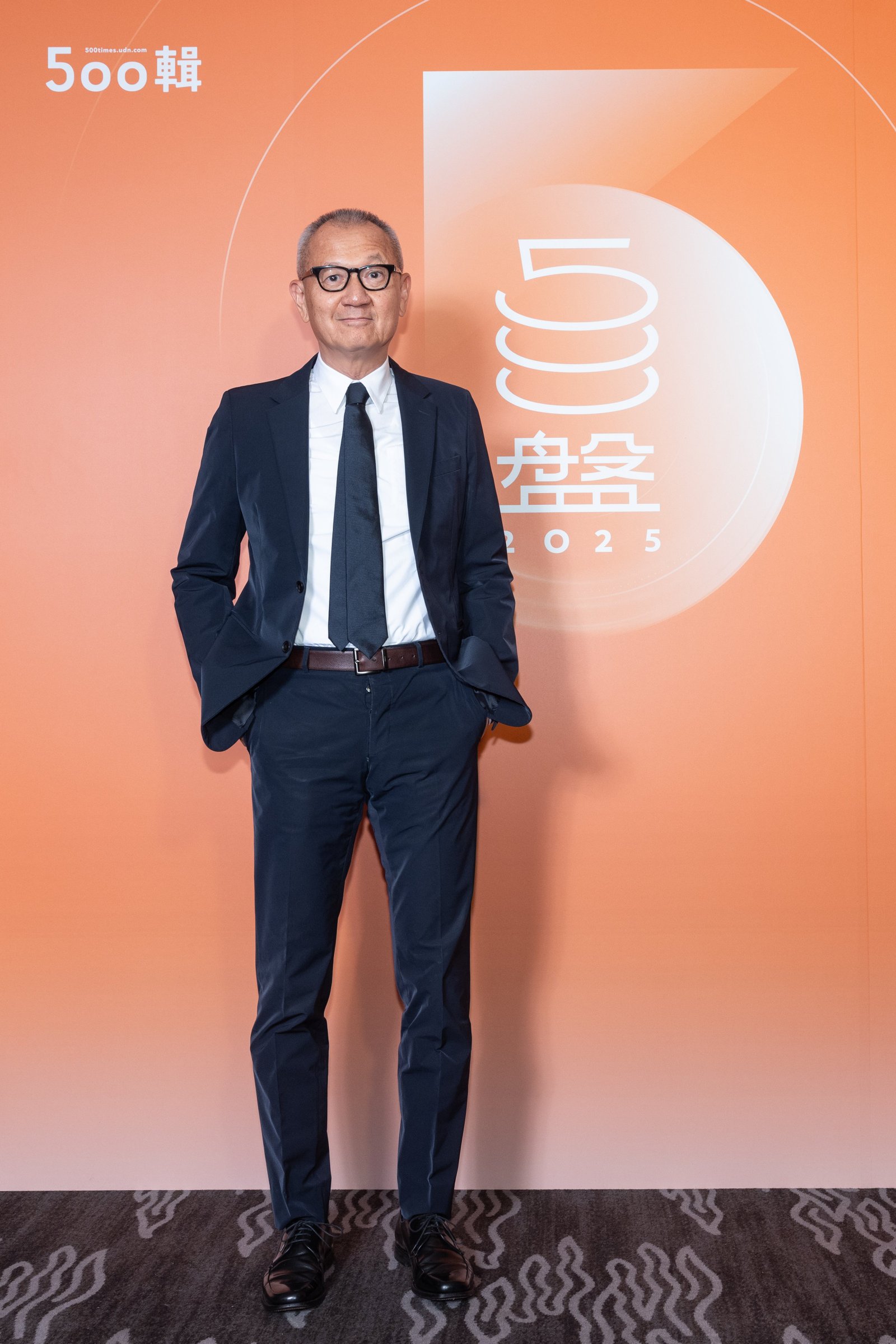 175873339736352_P33209677