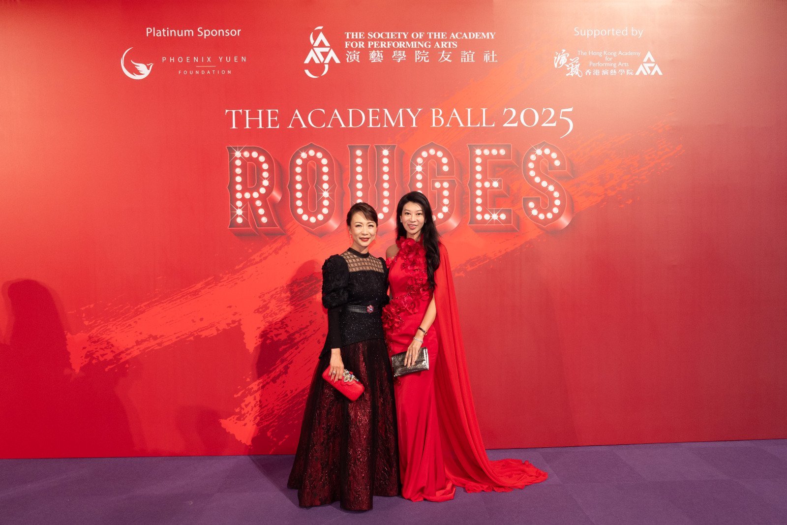 26203002-a9-02487_cover_1600x1067