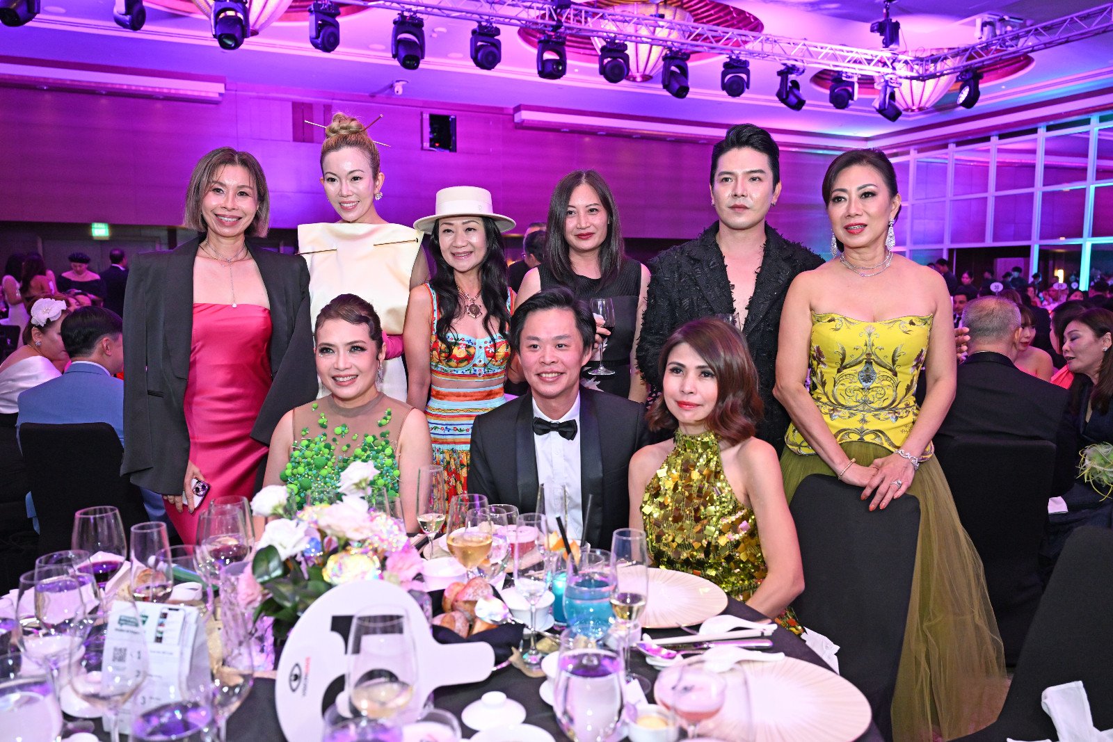 08141052-331_cover_1600x1067